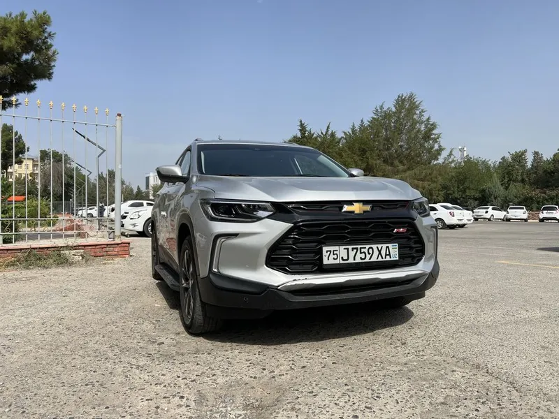 Tracker 2 premier plus 2023