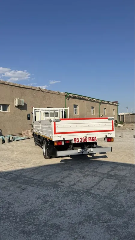 Исузи isuzu 4 тонна 2024 3 Исузи isuzu 4 тонна 2024 3