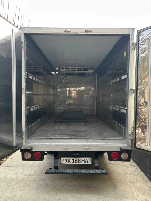 Kia Bongo 1,2 tonnalik KOREA Xoladilnik+metan 4