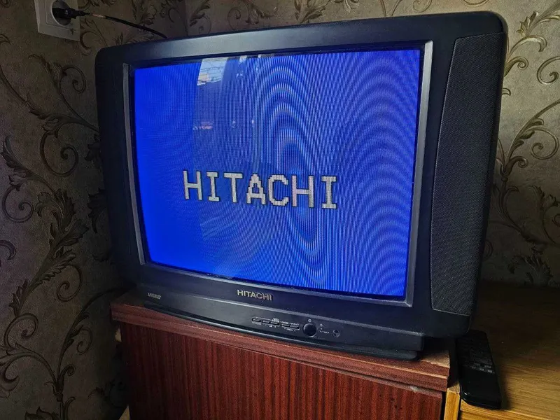 Телевизор Hitachi