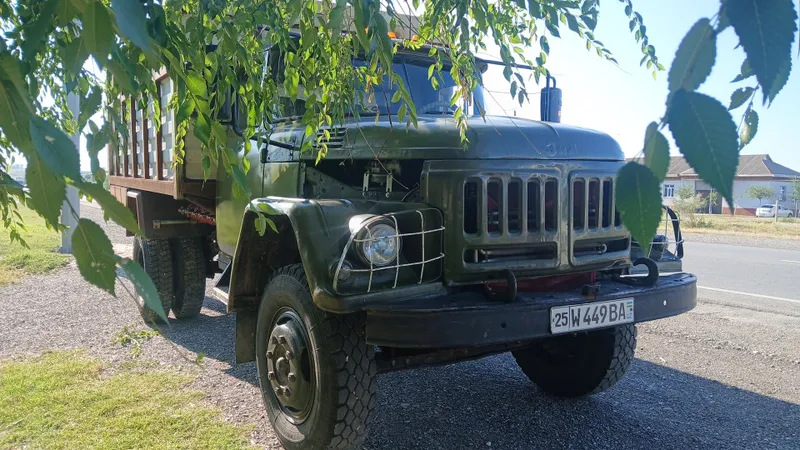 Zil 131 sotiladi