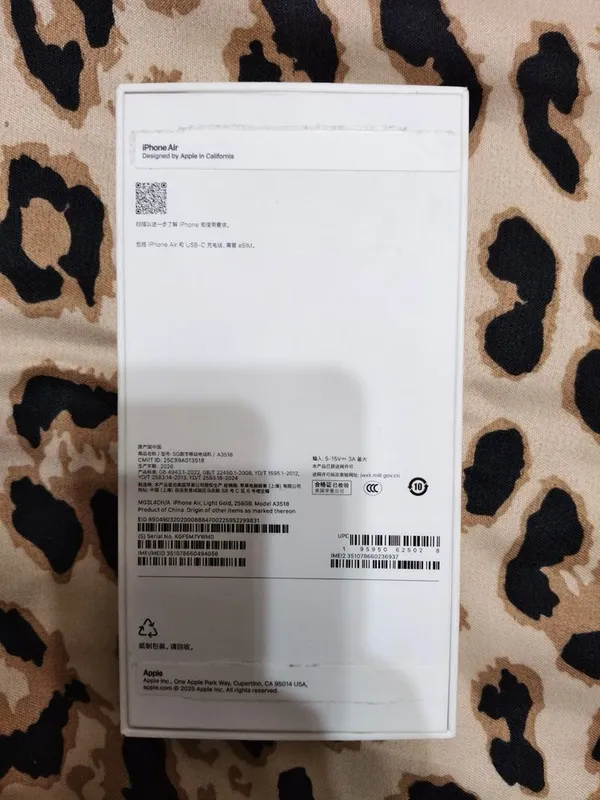 Iphone 17 Air , почти новый коробка докуменлы все есть 5