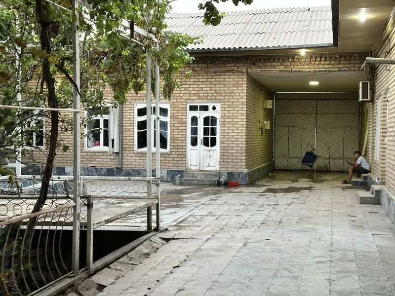Buktaroy qishlog’idan yashash uchun barcha qulayliklarga ega uy sotila 7 Buktaroy qishlog’idan yashash uchun barcha qulayliklarga ega uy sotila 7