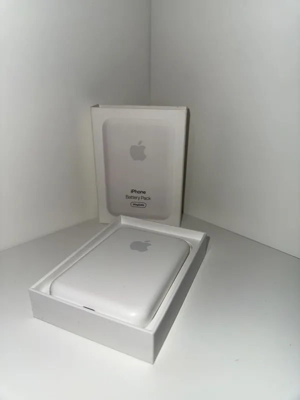 Apple MagSafe Battery Pack — фото 3
