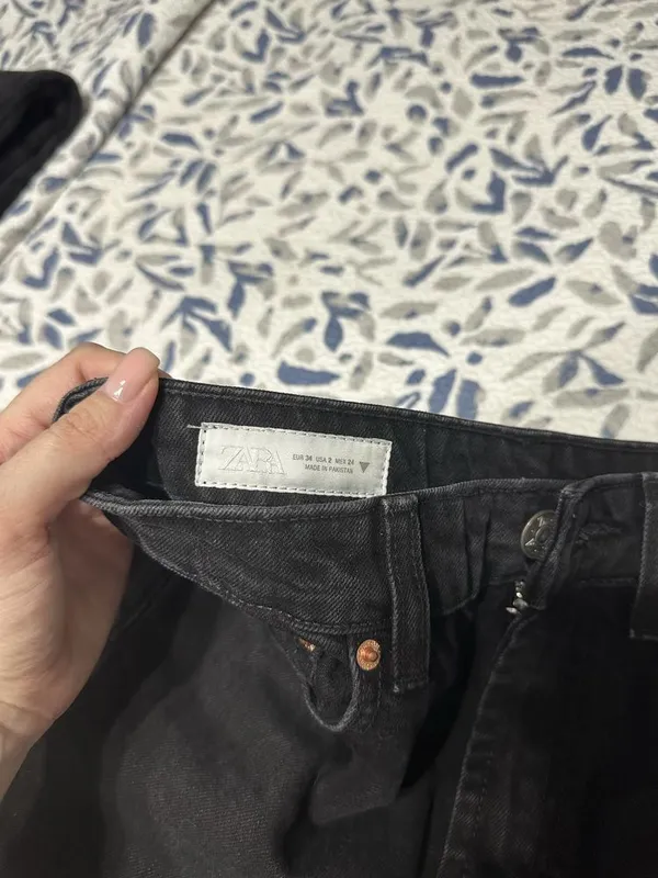 Джинсы Zara идет на 25 размер 2 Джинсы Zara идет на 25 размер 2