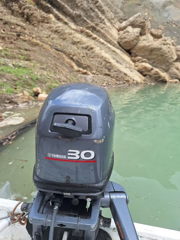 Mator sotiladi: yamaha 30
