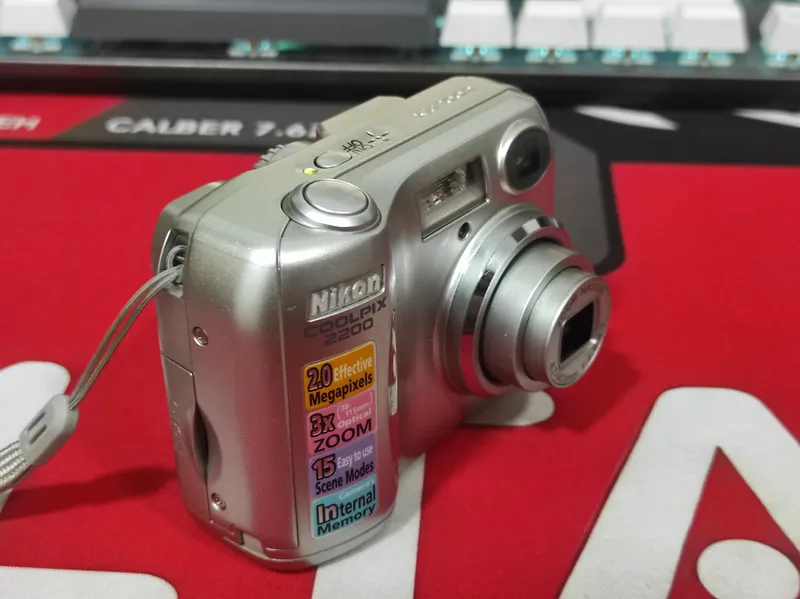 Цифровой фотоаппарат Nikon coolpix 2200 4 Цифровой фотоаппарат Nikon coolpix 2200 4