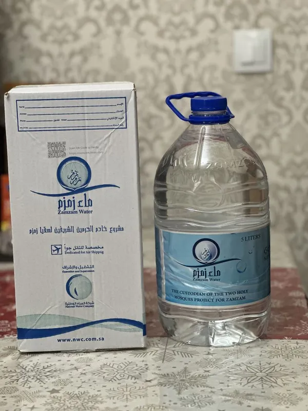 Zam Zam suv haqiqiy Saudiyadan obkelingan 5L Вода Зам Зам из Саудии 5Л 1
