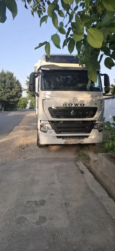 Сотилади Howo T7H