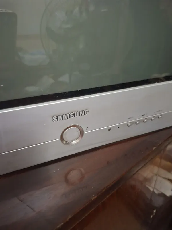 Телевизор Samsung 2 Телевизор Samsung 2