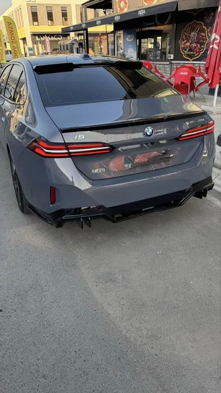 BMW i5 L35 dop srochny