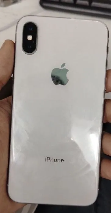 Iphone x sotiladi — фото 1