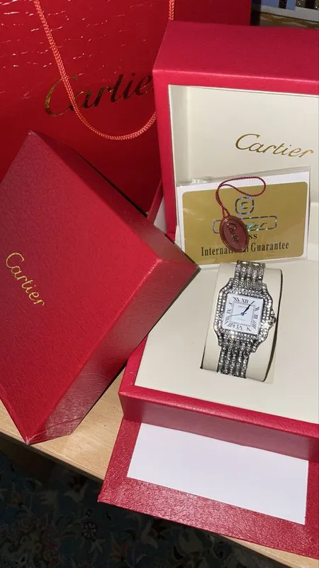 Часы Cartier (Картиер) — фото 1