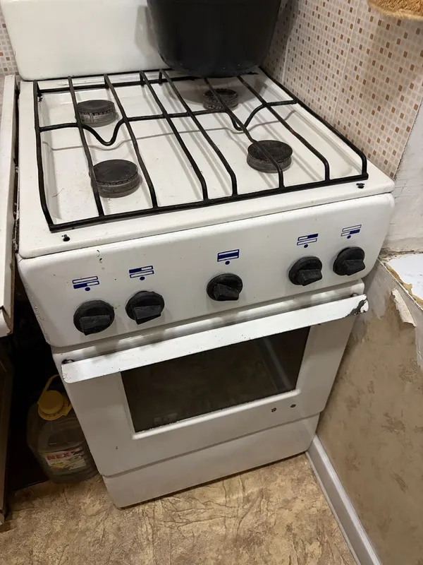 Газовая плита с духовым шкафом