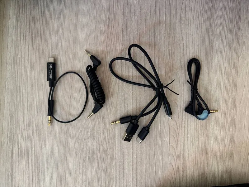 Продам Микрофон Saramonic 4 Продам Микрофон Saramonic 4