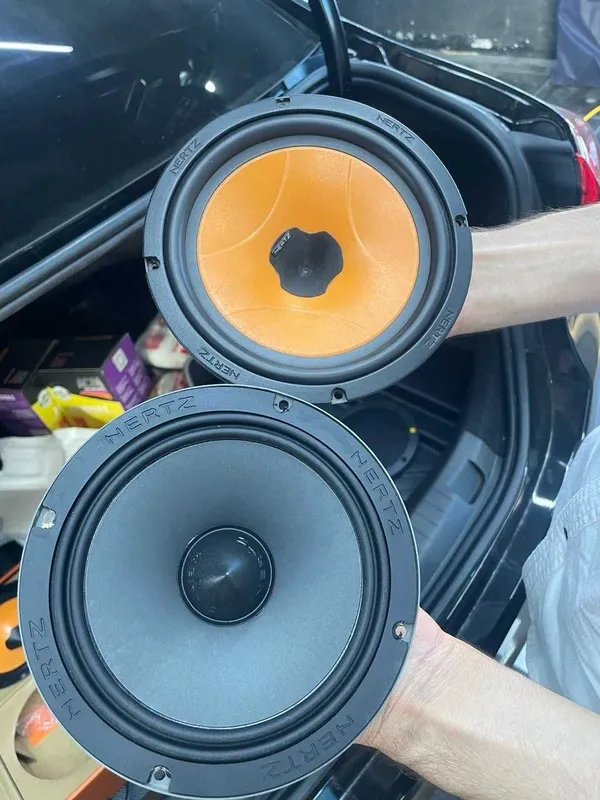 Hertz midbass kolonkalari, 2 juft 1