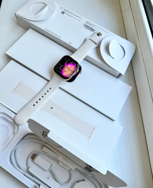 Новые Apple Watch 11 Gold 42mm 100% — фото 1