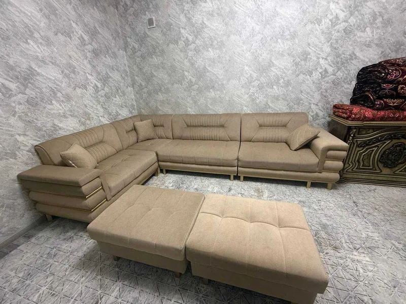 Уголок диван зур материалда булган