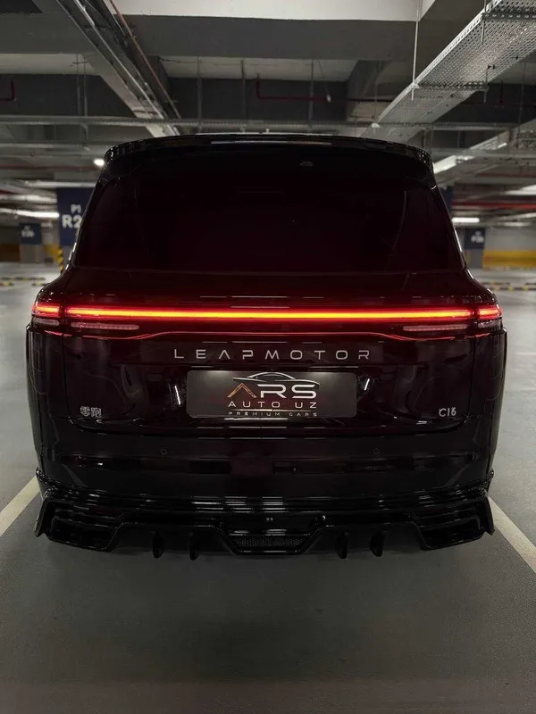 Leapmotor C16 Restyling 3 poz LiDAR Hybrid qora kuzov qora salon tozza — фото 3 Leapmotor C16 Restyling 3 poz LiDAR Hybrid qora kuzov qora salon tozza — фото 3