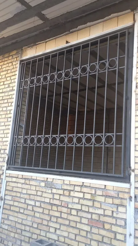 reshotka perila naves darvoza 6