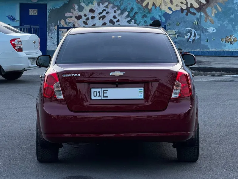Chevrolet Gentra 6