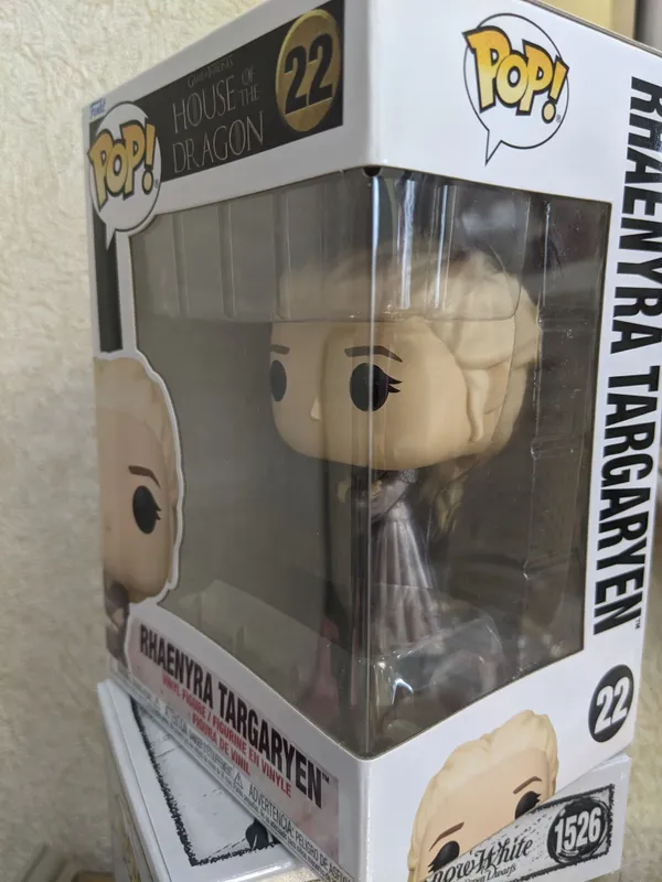 Funko pop Дом Дракона Рейнира Таргариен — фото 3