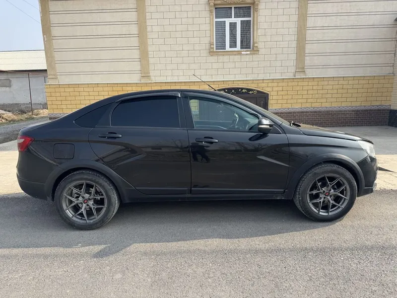 Lada vesta cross