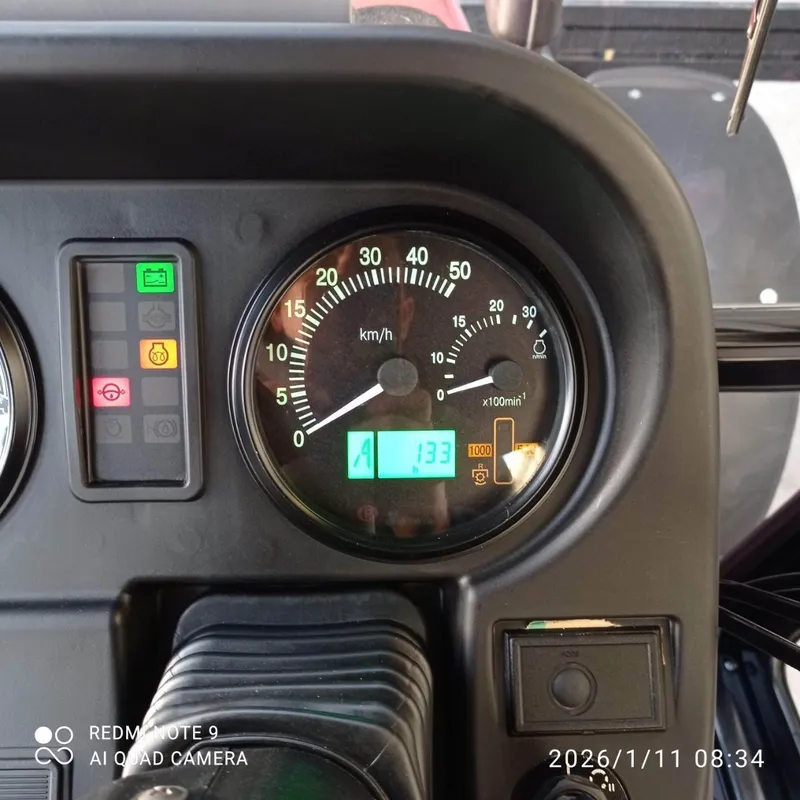 Belarus 892.2 traktor
