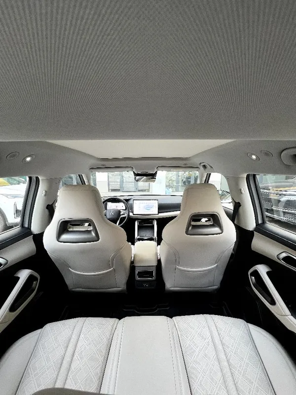 BYD Yuan up full smart 20500$ — фото 6