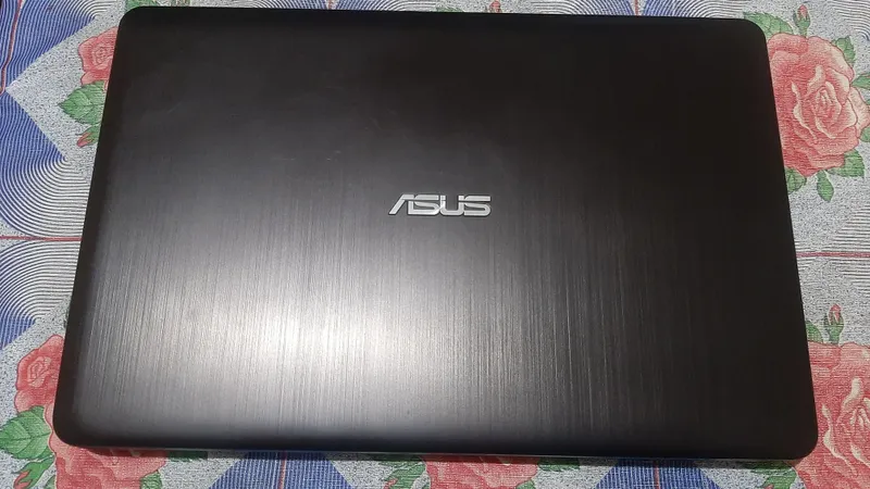 Asus X541SA — фото 1