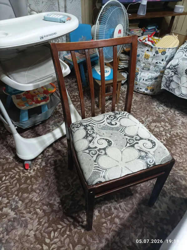Продаются стулья