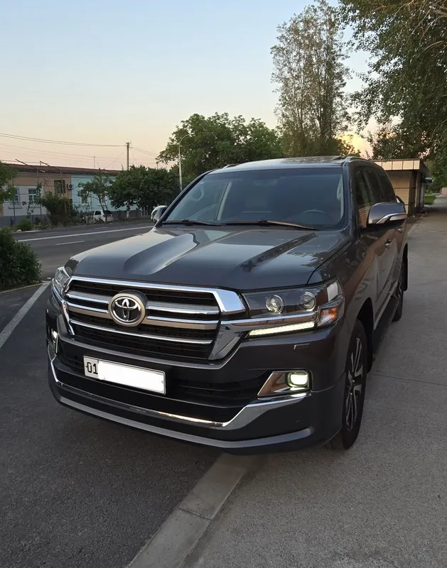 Land Cruiser 200 4,6