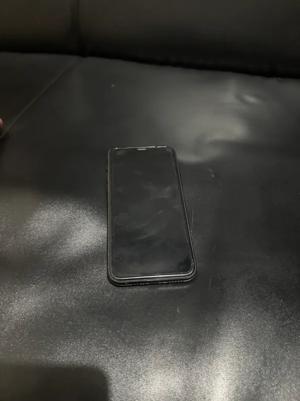 iPhone 11 Pro 64 (LL/A) 4 iPhone 11 Pro 64 (LL/A) 4