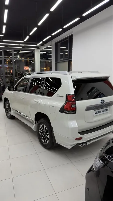 Toyota Prado. 6 Toyota Prado. 6