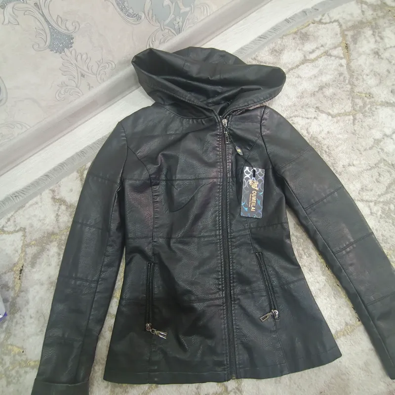 kostyum 450.000 kiyilmagan