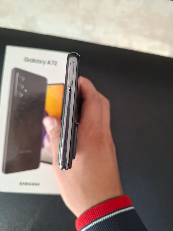 Samsung galaxy a72 8/256 gb. 5
