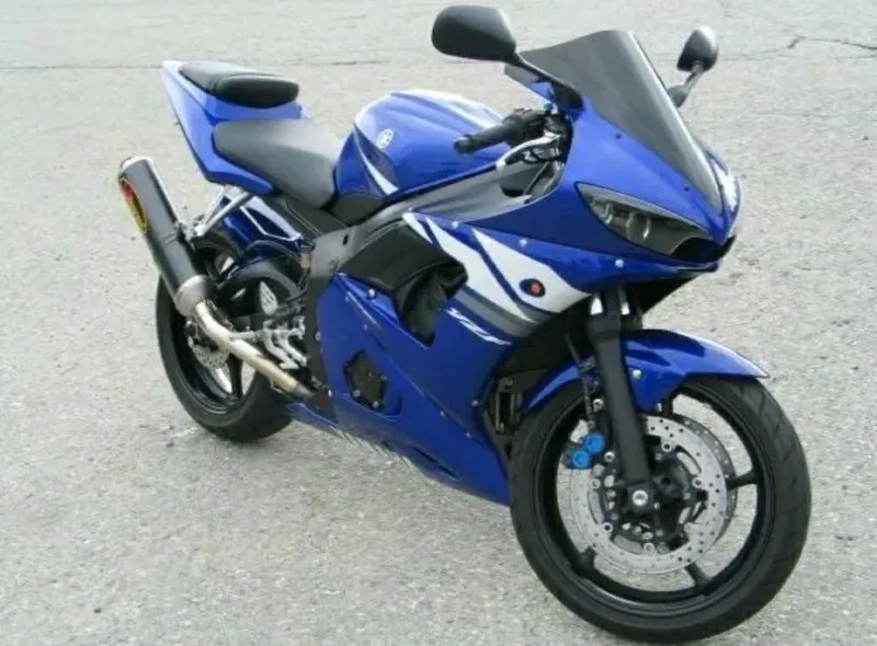 Продам Yamaha r6 полный комплект пластика 1 Продам Yamaha r6 полный комплект пластика 1