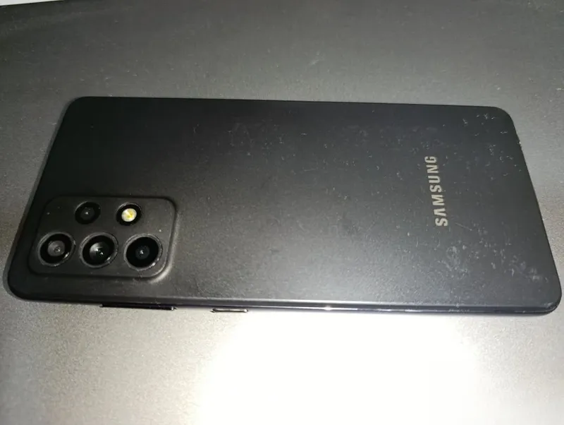 Samsung A52, память 128 ГБ, цвет «снежный» 6 Samsung A52, память 128 ГБ, цвет «снежный» 6