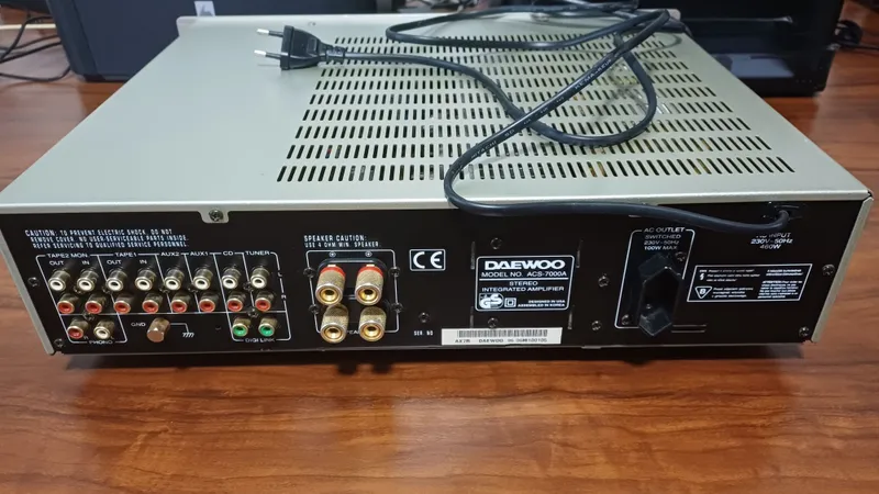 Усилитель Daewoo ACS 7000A — фото 1 Усилитель Daewoo ACS 7000A — фото 1