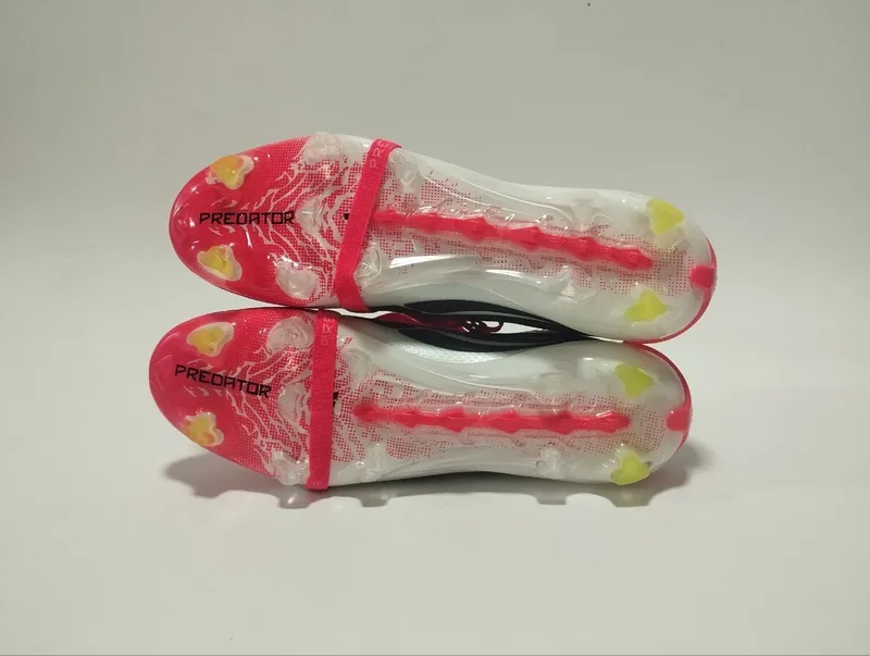 Футбольные бутсы Adidas Predator 2026. 40 размер. Новое — фото 4 Футбольные бутсы Adidas Predator 2026. 40 размер. Новое — фото 4
