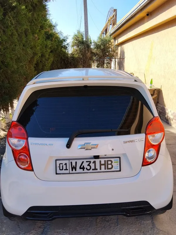 Spark 12.benzin 269000 3