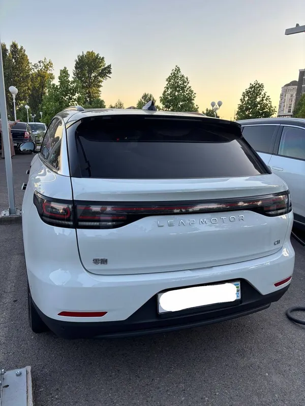 Продается Leapmotor C11 hybrid 3 Продается Leapmotor C11 hybrid 3