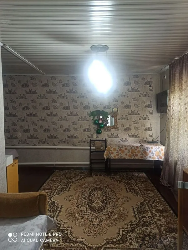 Срочно сдается дом 2 комнаты,2 сотки. Чоштепа. 8