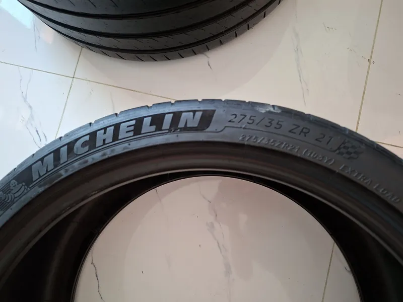 Michelin 21 balon sotiladi. 1 Michelin 21 balon sotiladi. 1