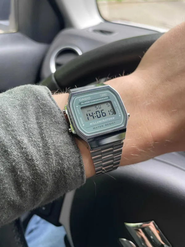 Casio A168WA-3AYDF 4 Casio A168WA-3AYDF 4