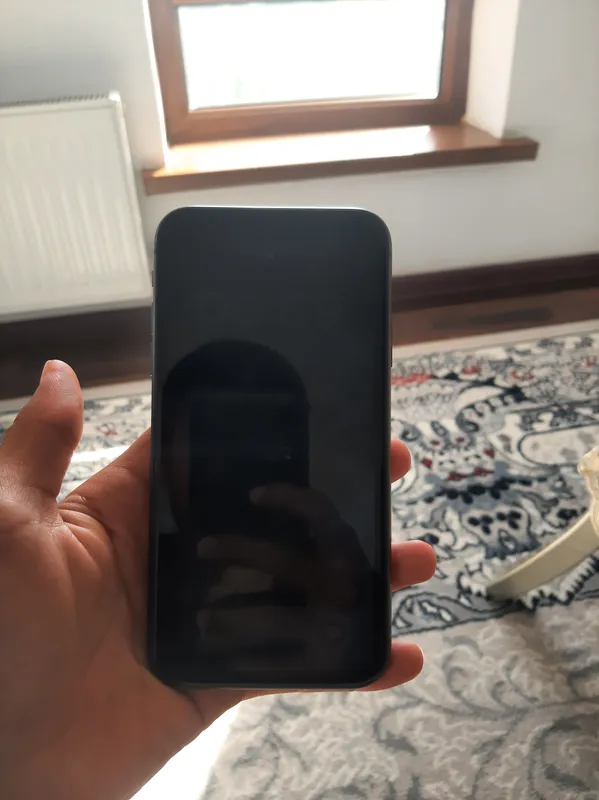 iPhone 11, чёрный, 64 ГБ, идеальное состояние, не вскрывался 2 iPhone 11, чёрный, 64 ГБ, идеальное состояние, не вскрывался 2