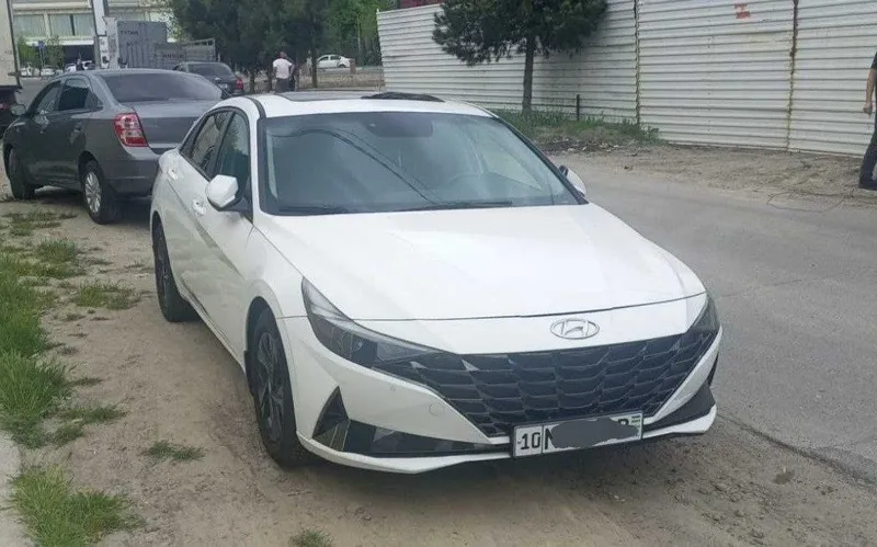 Сухая Аренда Hyundai Elantra 1 Сухая Аренда Hyundai Elantra 1