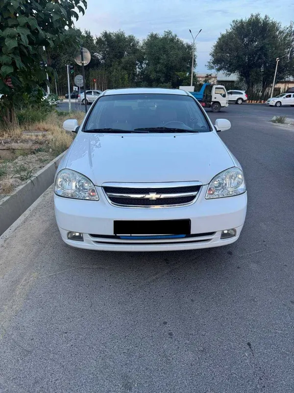 Chevrolet Lacetti 1.6 avtomat — фото 2