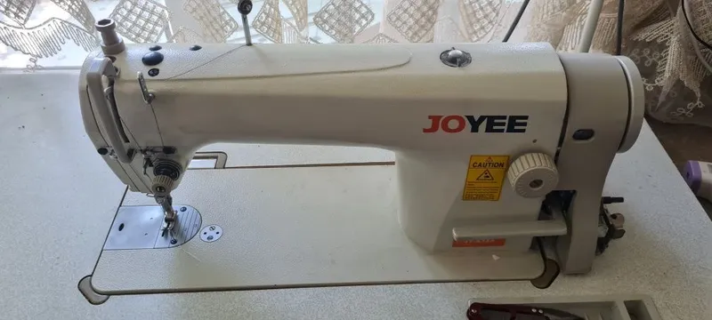 Tikuv mashinasi JOYEE