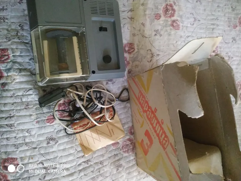 Продается Электро прялка"Чаровница"-3 СССР 2 Продается Электро прялка"Чаровница"-3 СССР 2